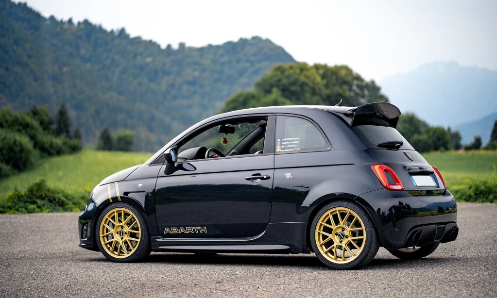 9ESSE 500 Abarth