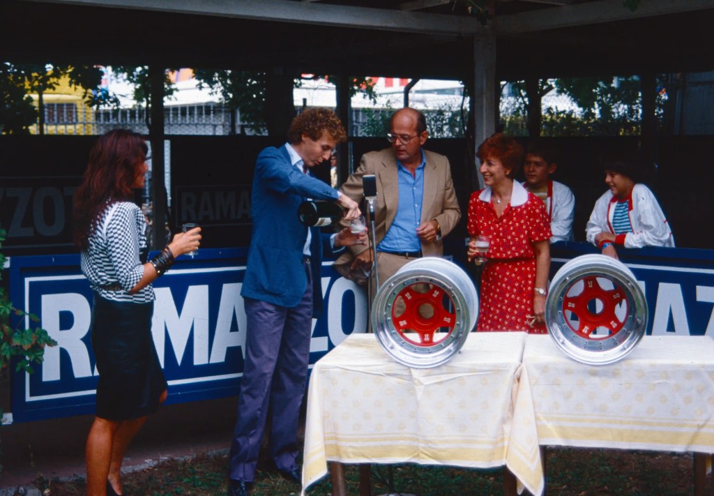 1983